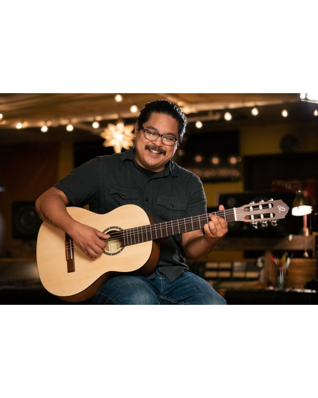 Ortega R55 Student Series Pro 4/4 Classical Guitar 6-String - Natural