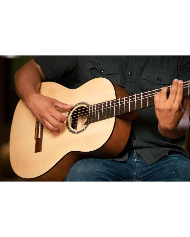 Ortega R55 Student Series Pro 4/4 Classical Guitar 6-String - Natural
