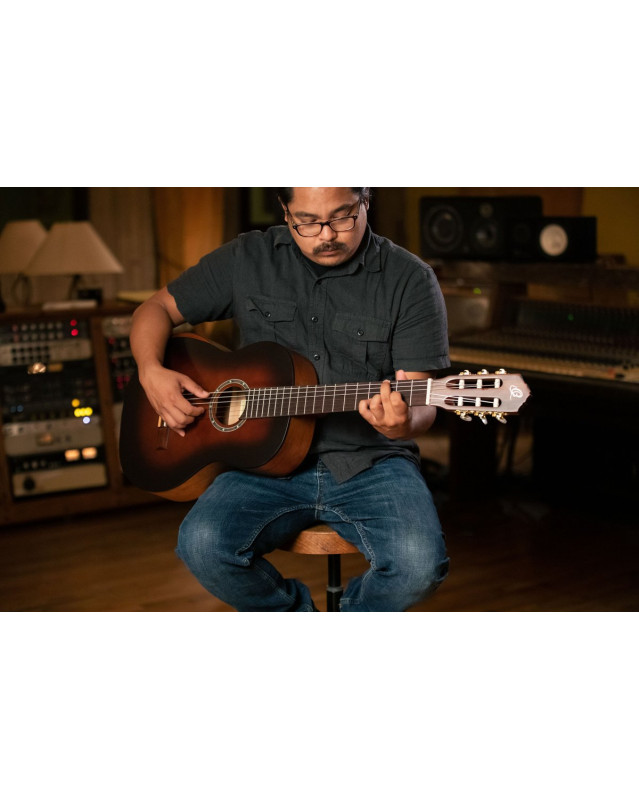 Ortega R55DLX-BFT Student Series Pro DeLuxe 4/4 Classical Guitar 6 String - Solid Spruce / Catalpa Bourbon Fade