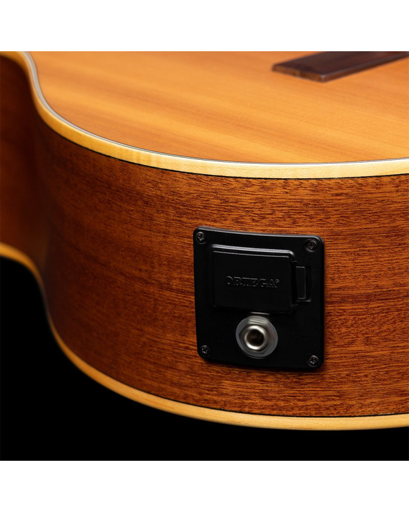 Ortega RCE131L Family Series Pro 4/4 Classical Guitar 6 String Lefty - Solid Cedar / Mahogany Natural + Gig Bag