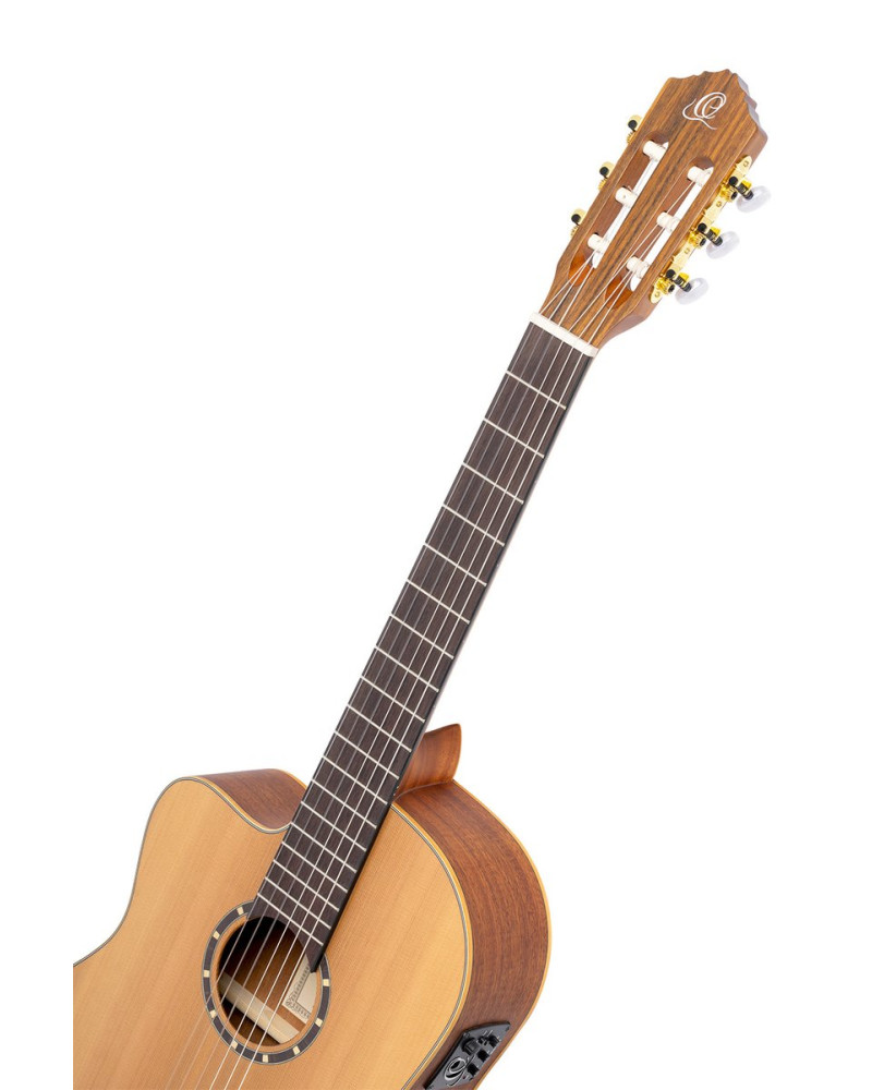 Ortega RCE131L Family Series Pro 4/4 Classical Guitar 6 String Lefty - Solid Cedar / Mahogany Natural + Gig Bag