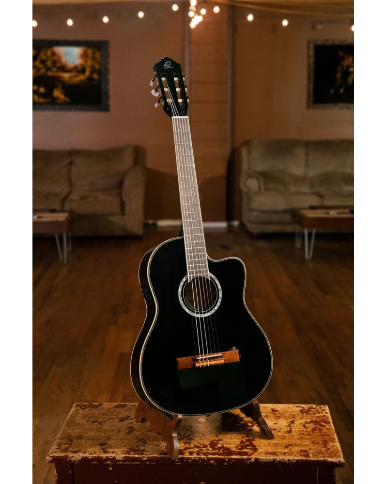 Ortega RCE145BK Family Series Pro 4/4 Classical Guitar 6 String - Solid Spruce / Mahogany Black + Bag