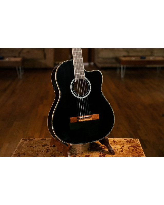 Ortega RCE145BK Family Series Pro 4/4 Classical Guitar 6 String - Solid Spruce / Mahogany Black + Bag
