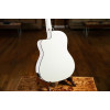 Ortega RCE145WH Family Series Pro 4/4 Classical Guitar 6 String - Solid Spruce / Mahogany White + Bag