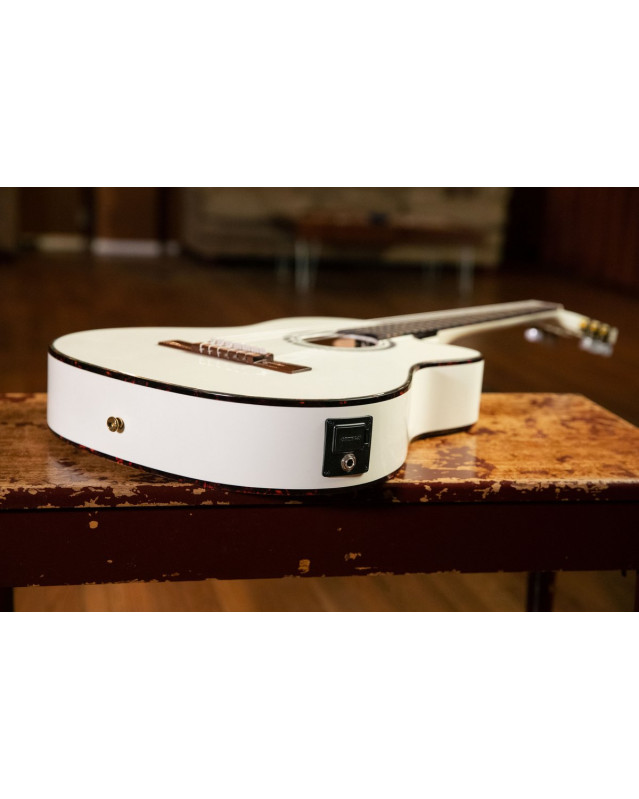 Ortega RCE145WH Family Series Pro 4/4 Classical Guitar 6 String - Solid Spruce / Mahogany White + Bag