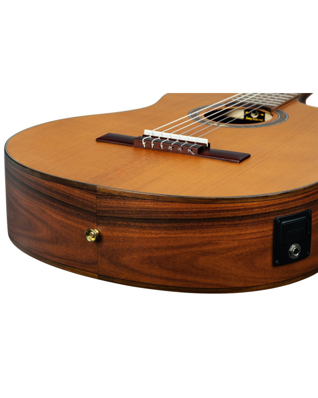 Ortega RCE24RO Thermo Series 4/4 Nylon String Guitar 6-String + Pro Gig Bag
