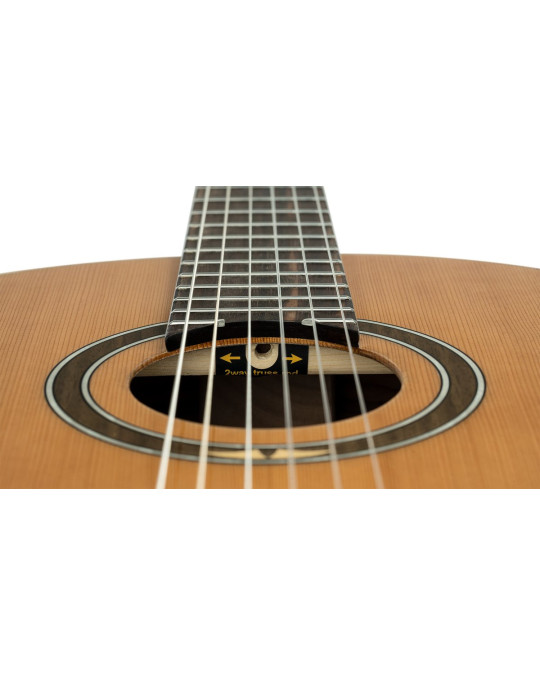 Ortega RE159RWSN Performer Series 4/4 Classical Guitar 6-String - Natural + Gig Bag