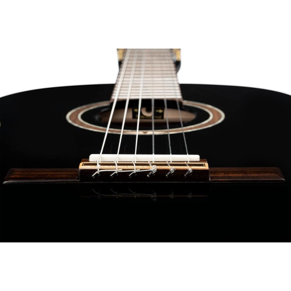 Ortega RE238SN-BKT Performer Series 4/4 Classical Guitar 6-String - Black + Gig Bag