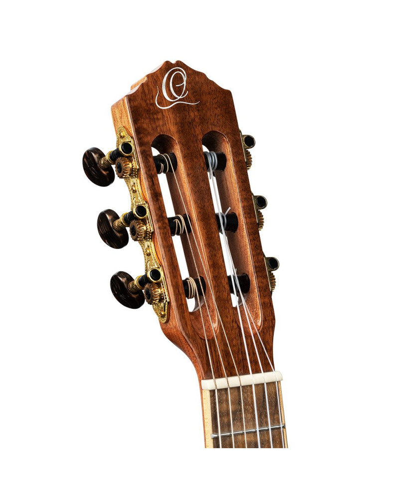 Ortega RGLE18ACA Mini Travel Series 1/8 Guitar 6-String - Natural + Gig Bag