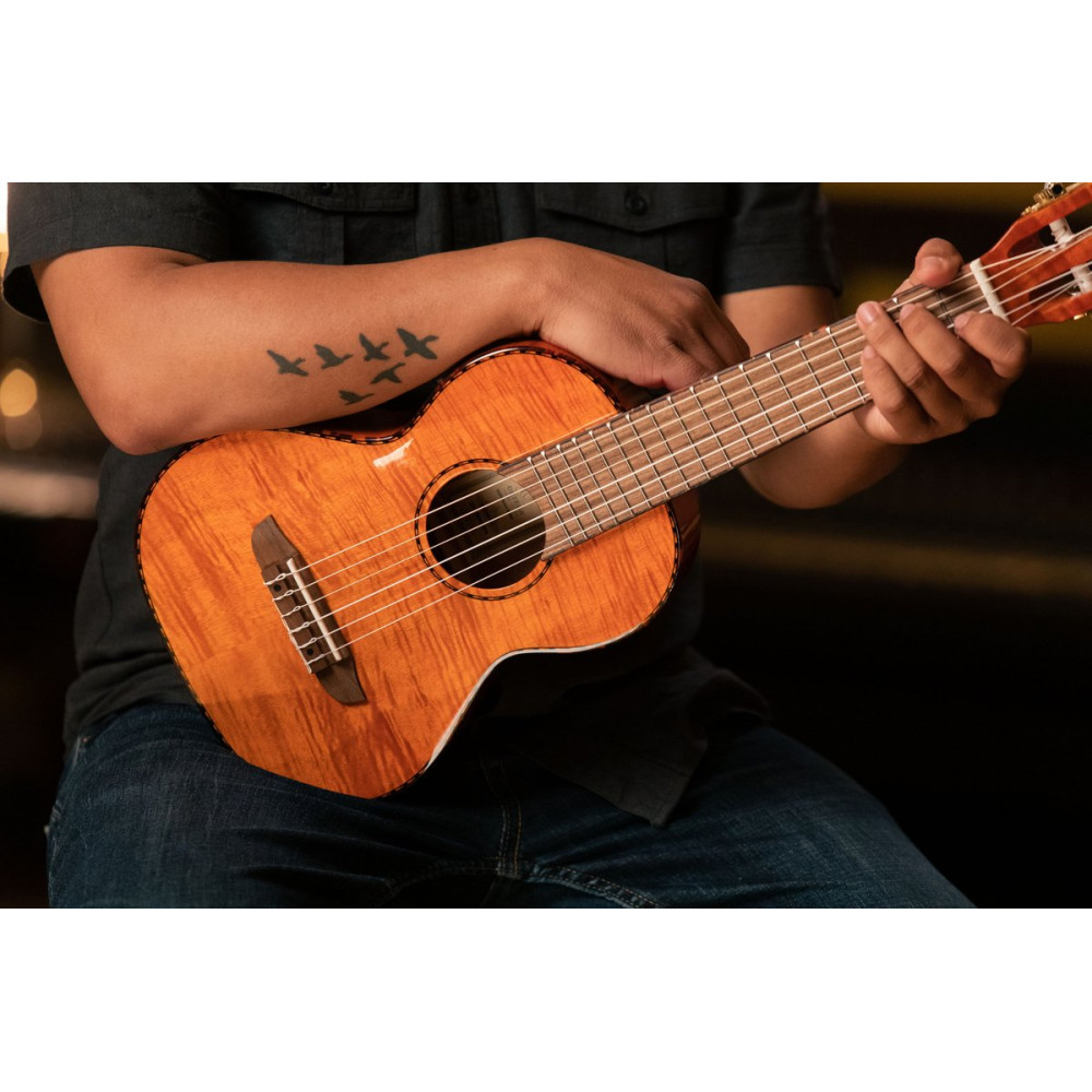 Ortega RGLE18FMH Mini Travel Series 1/8 Guitar 6-String - Natural + Gig Bag