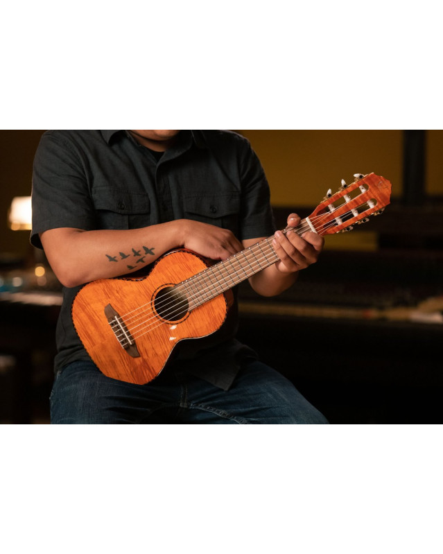 Ortega RGLE18FMH Mini Travel Series 1/8 Guitar 6-String - Natural + Gig Bag