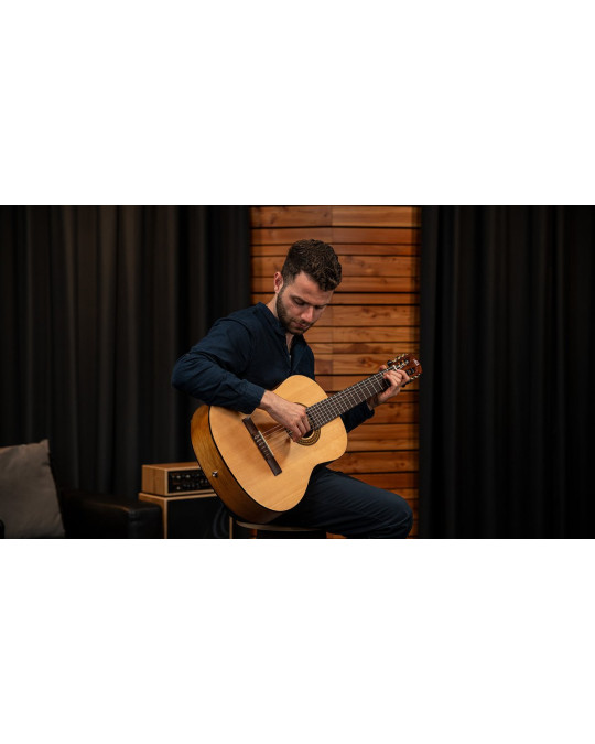 Ortega RPPC44 Picker´s Pack 4/4 Nylon String Guitar 6-String -Beginner Set