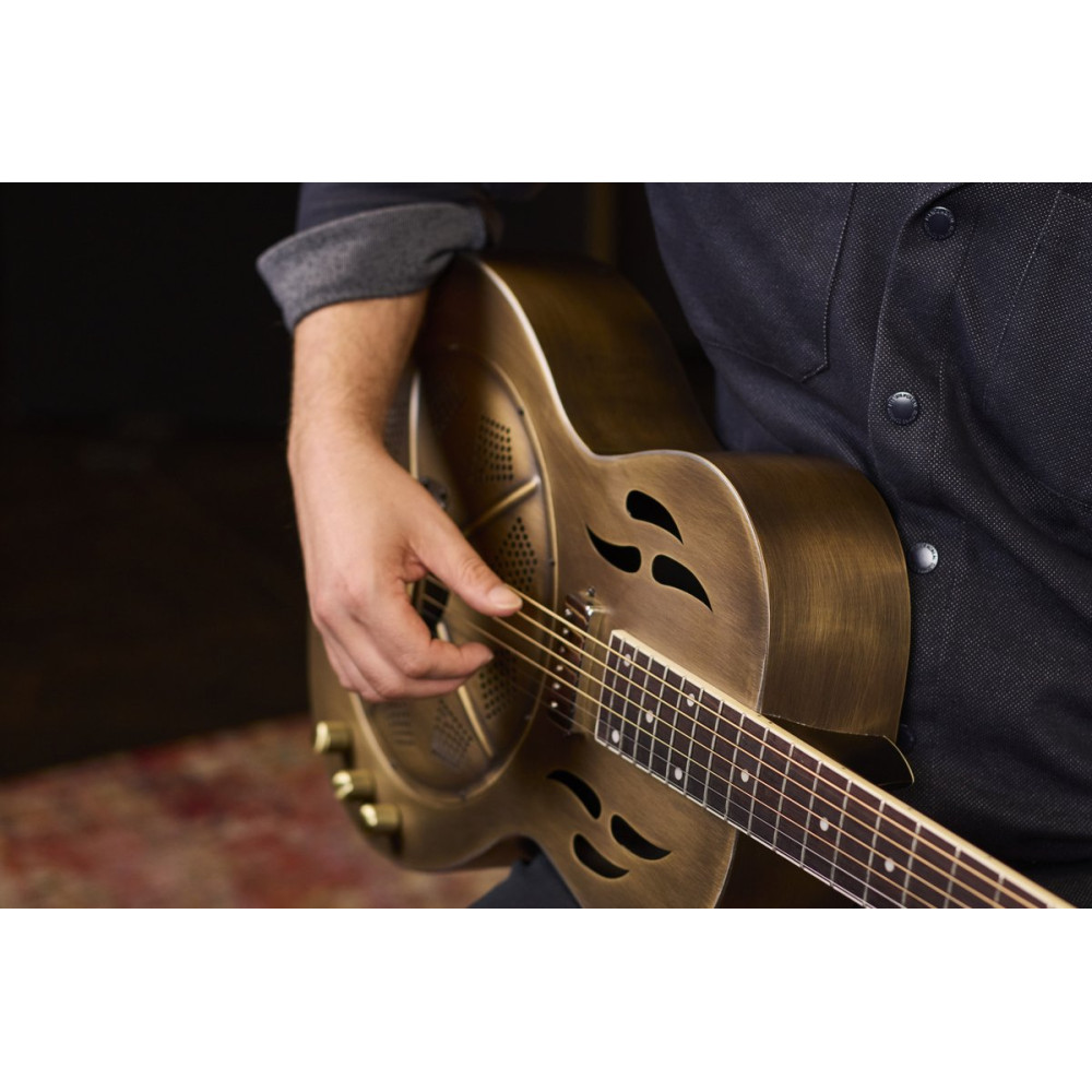 Ortega RRG60E Americana Series 4/4 Resonator Guitar 6-String + Pro Gig Bag