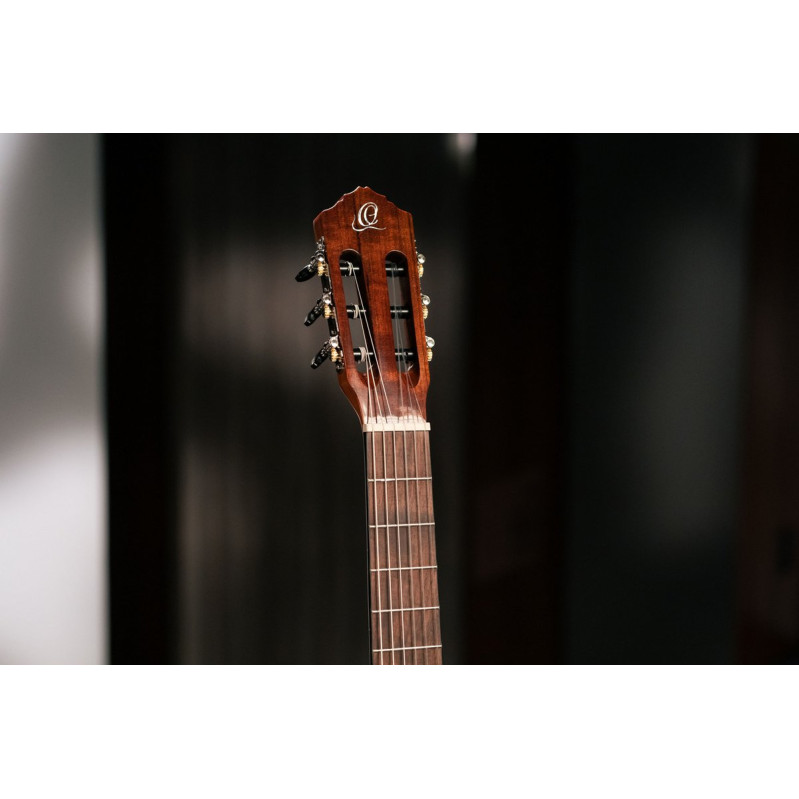 Ortega RST5 Student Series 4/4 Classical Guitar 6-String - Natural