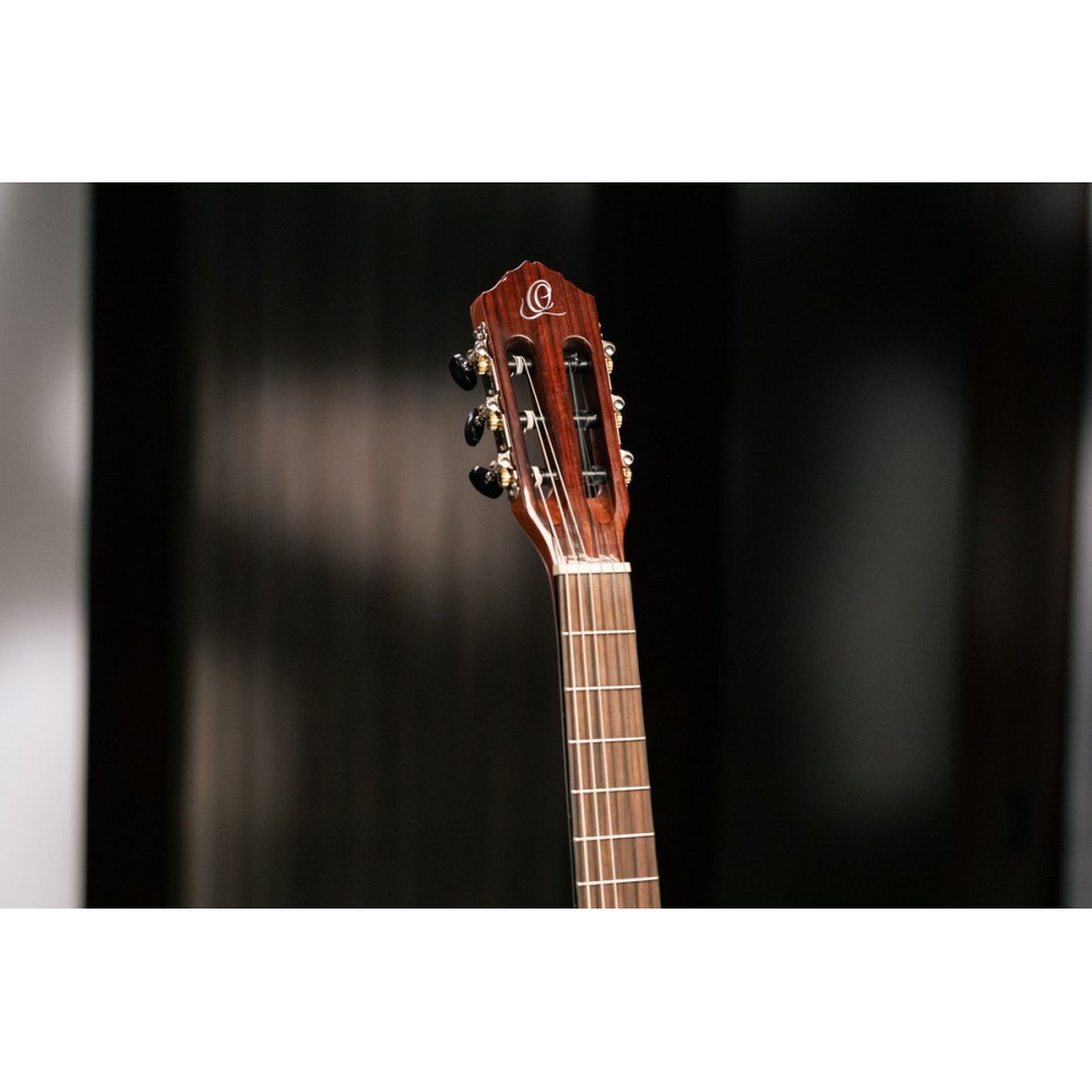 Ortega RST5-3/4 Student Series 3/4 Classic Guitar 6-String - Natural