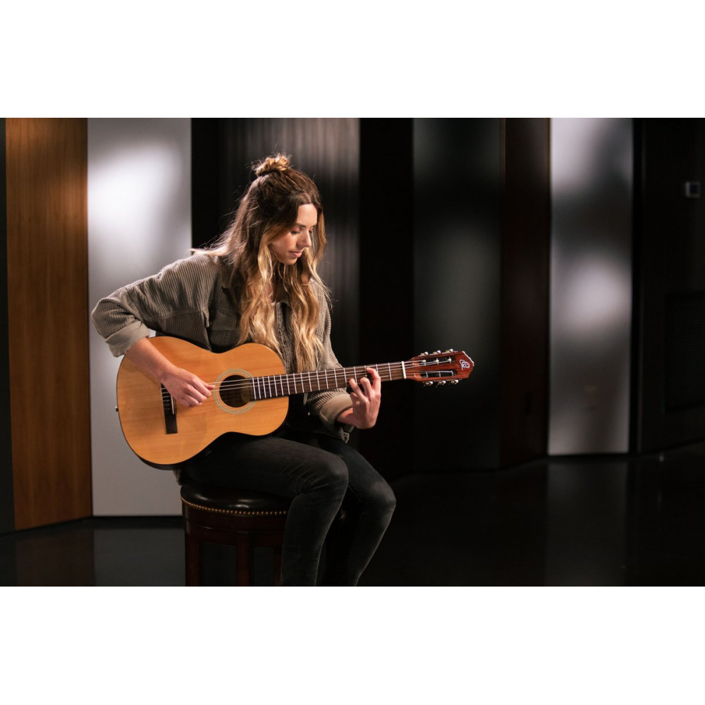 Ortega RST5-3/4 Student Series 3/4 Classic Guitar 6-String - Natural