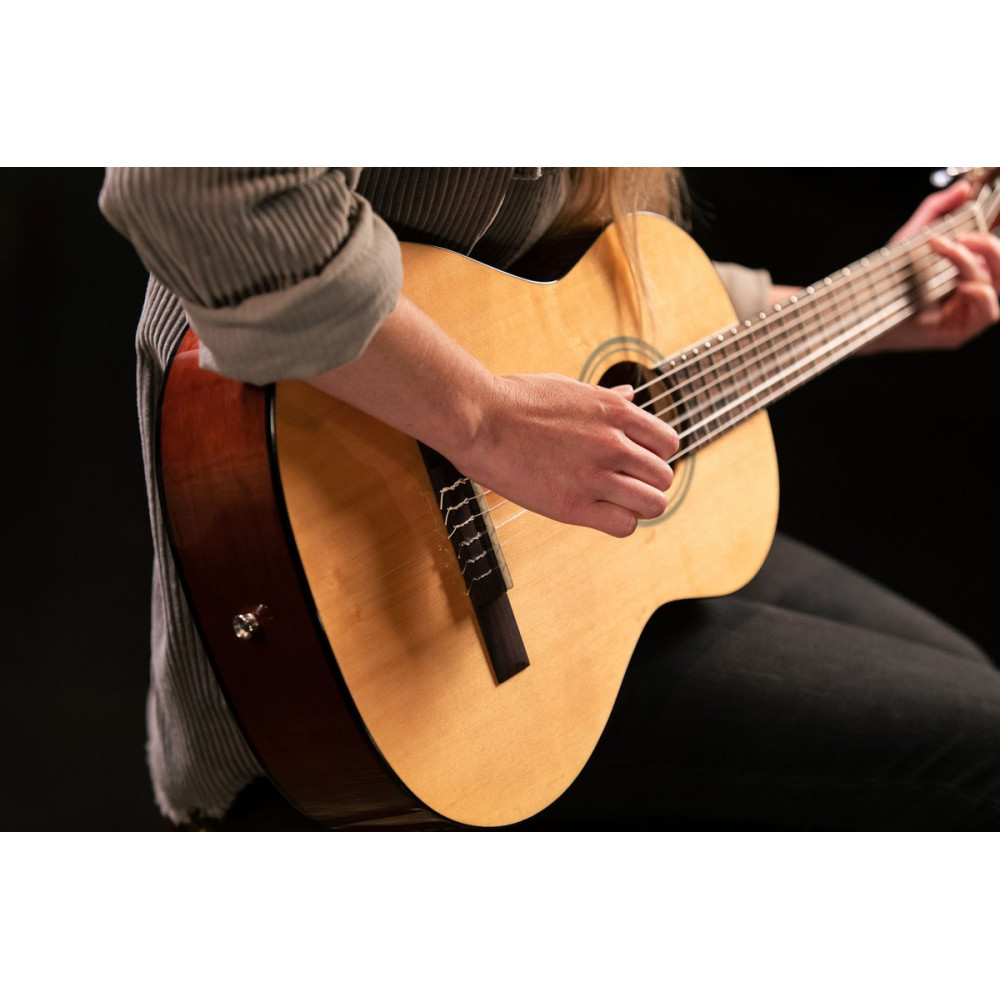 Ortega RST5-3/4 Student Series 3/4 Classic Guitar 6-String - Natural