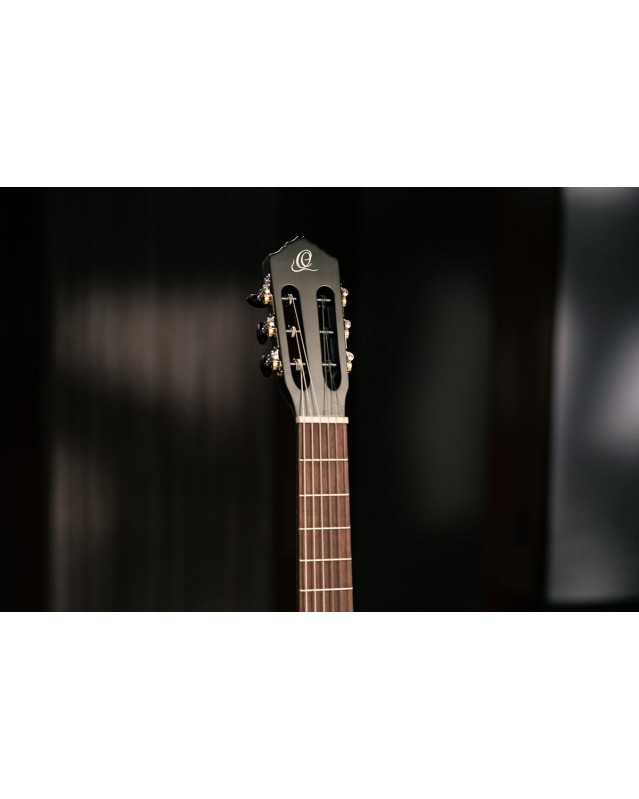 Ortega RST5MBK Student Series 4/4 Classic Guitar 6-String - Black