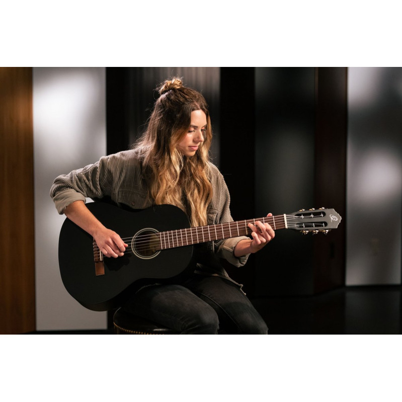 Ortega RST5MBK Student Series 4/4 Classic Guitar 6-String - Black