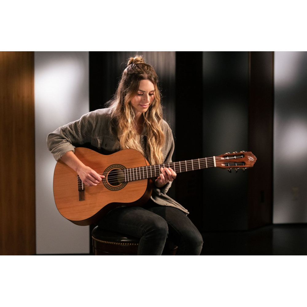 Ortega RSTC5M Student Series 4/4 Classical Guitar 6-String - Natural