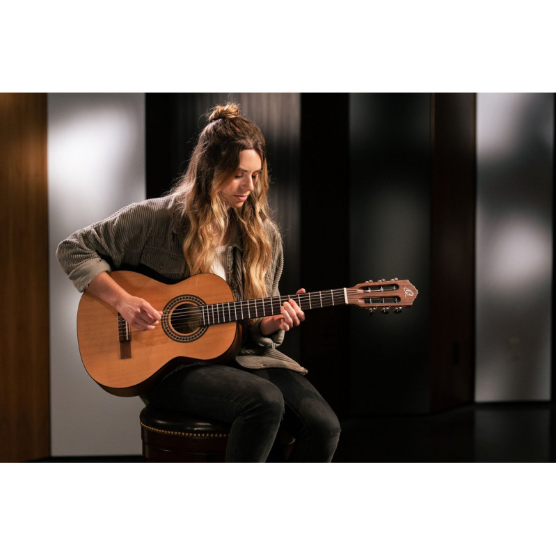 Ortega RSTC5M-3/4 Student Series 3/4 Classical Guitar 6-String - Natural
