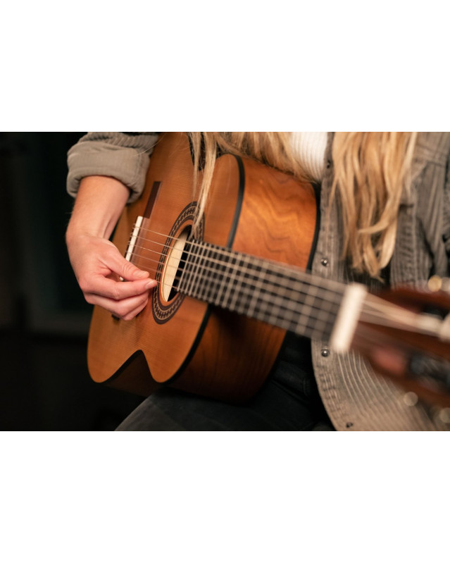 Ortega RSTC5M-3/4 Student Series 3/4 Classical Guitar 6-String - Natural