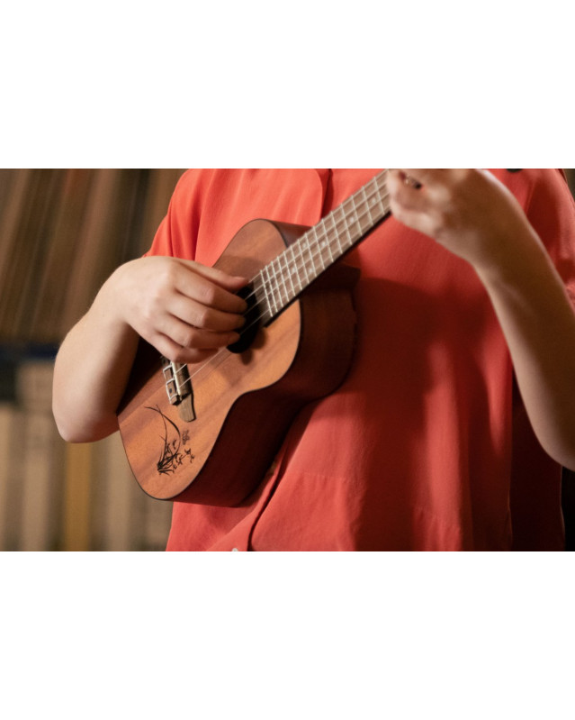 Ortega RU5MM Bonfire Series Concert Ukulele 4 String - Sapele Natural