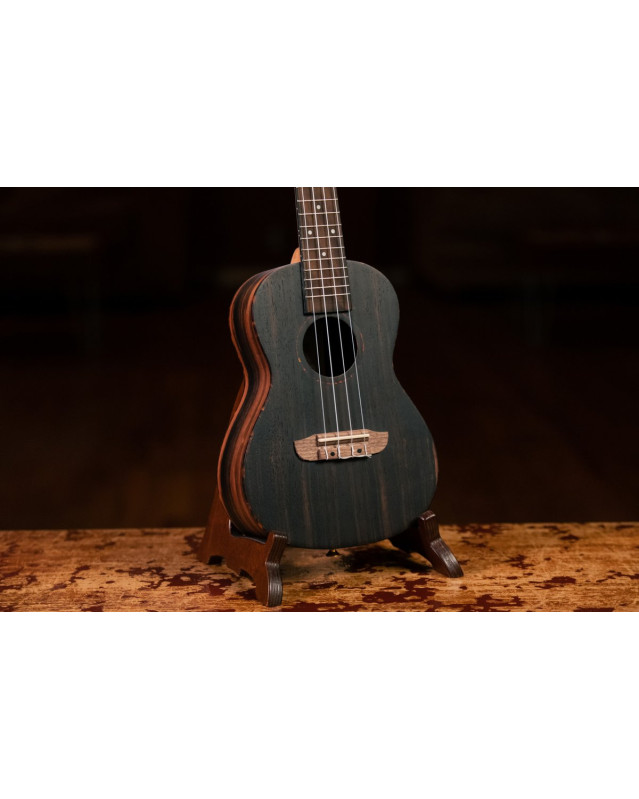 Ortega RUEB-CC Timber Series Concert Ukulele - Open Pore Finish + Bag
