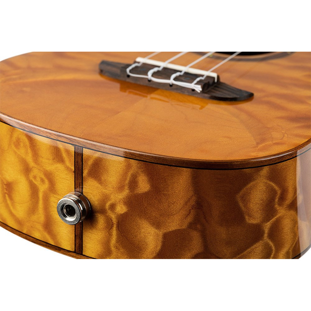 Ortega RUET-QMA Elite Series Concert Ukulele 4 String - Quilted Maple Natural + Bag