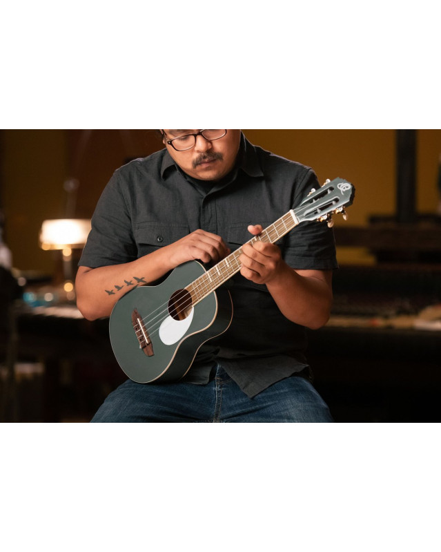 Ortega RUGA-PLT Gaucho Series Ukulele 4 String - Platinum Grey + Bag