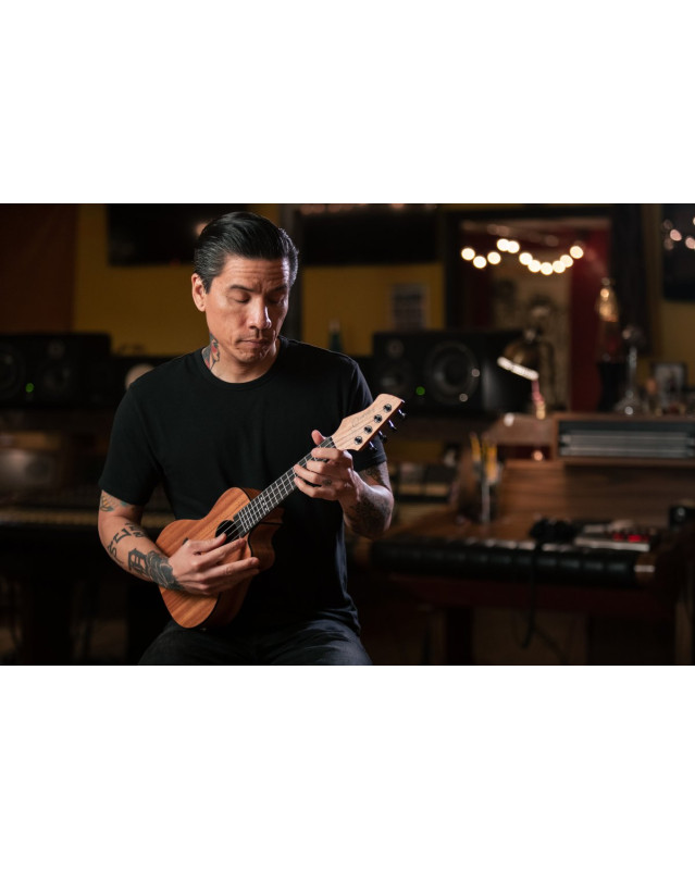 Ortega RUHZ-CE-MM Horizon Series Concert Preamp Ukulele 4 String - Mahogany Natural