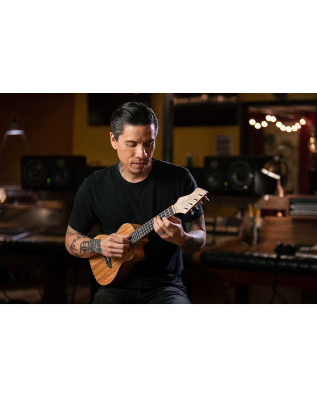 Ortega RUMG-CE Horizon Series Concert Preamp Ukulele 4 String - Mango Natural + Bag
