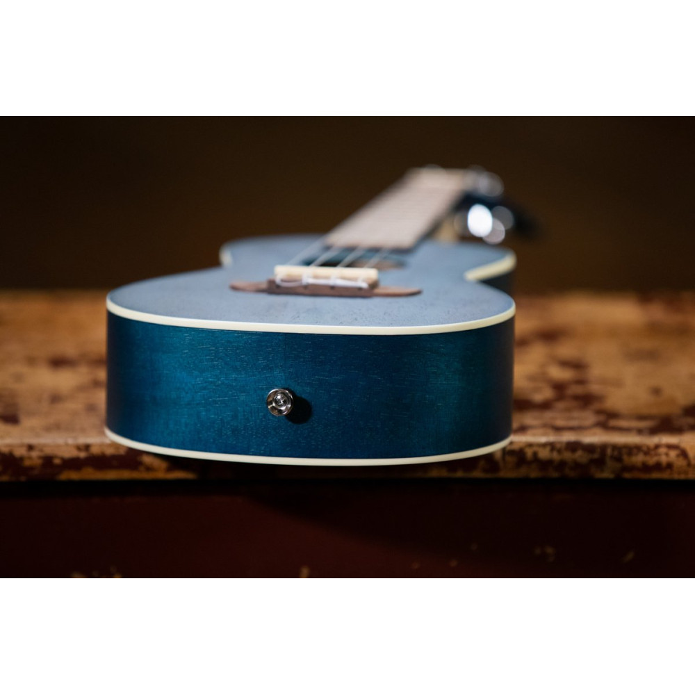 Ortega RUOCEAN Earth Series Concert Ukulele 4 String - Ocean Blue
