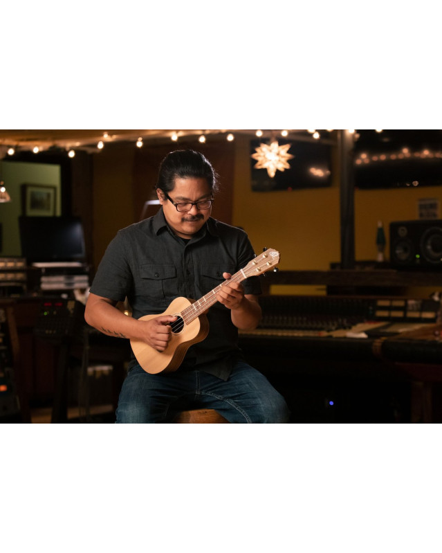 Ortega RUTI-CC Timber Series Concert Ukulele 4 String - Solid Cedar / Walnut Natural + Bag