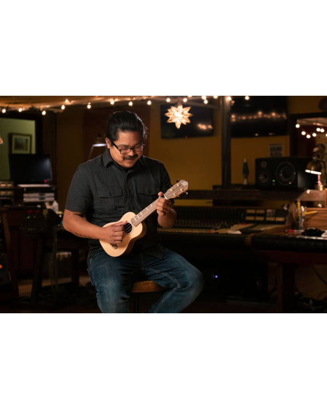 Ortega RUTI-SO Timber Series Soprano Ukulele 4 String - Solid Cedar / Walnut Natural + Bag