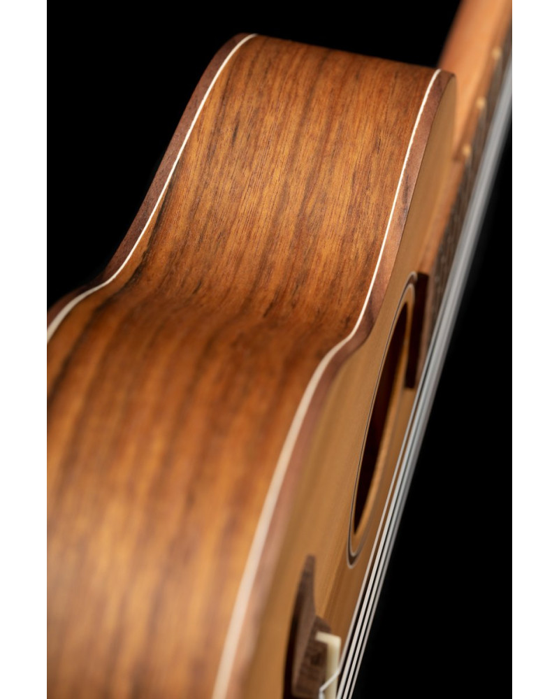 Ortega RUTI-TE Timber Series Tenor Ukulele 4 String - Solid Cedar / Walnut Natural + Bag