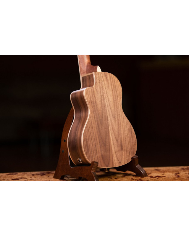 Ortega RUWN-CE Horizon Series Concert Preamp Ukulele 4 String - Walnut Natural + Bag