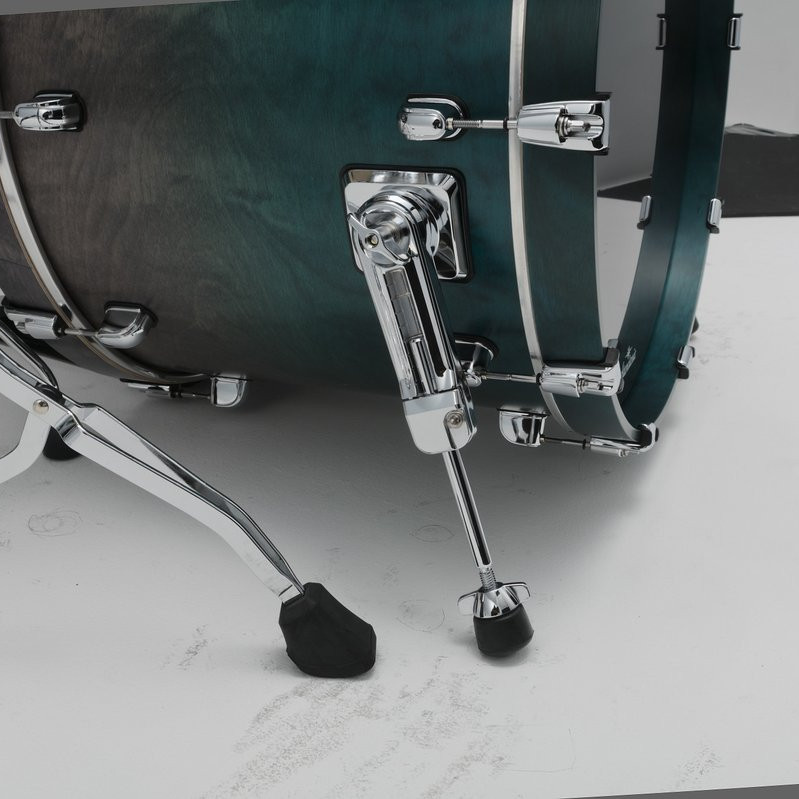 Tama WBSB22DZ-SPF Starclassic Walnut/Birch Lacquer Bass Drum 22 - Satin Sapphire Fade