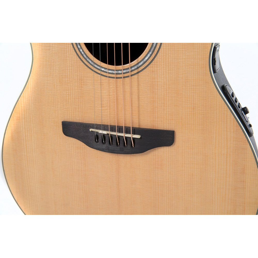 Ovation E – akustická kytara Celebrity CS Standard Mid Cutaway Natural
