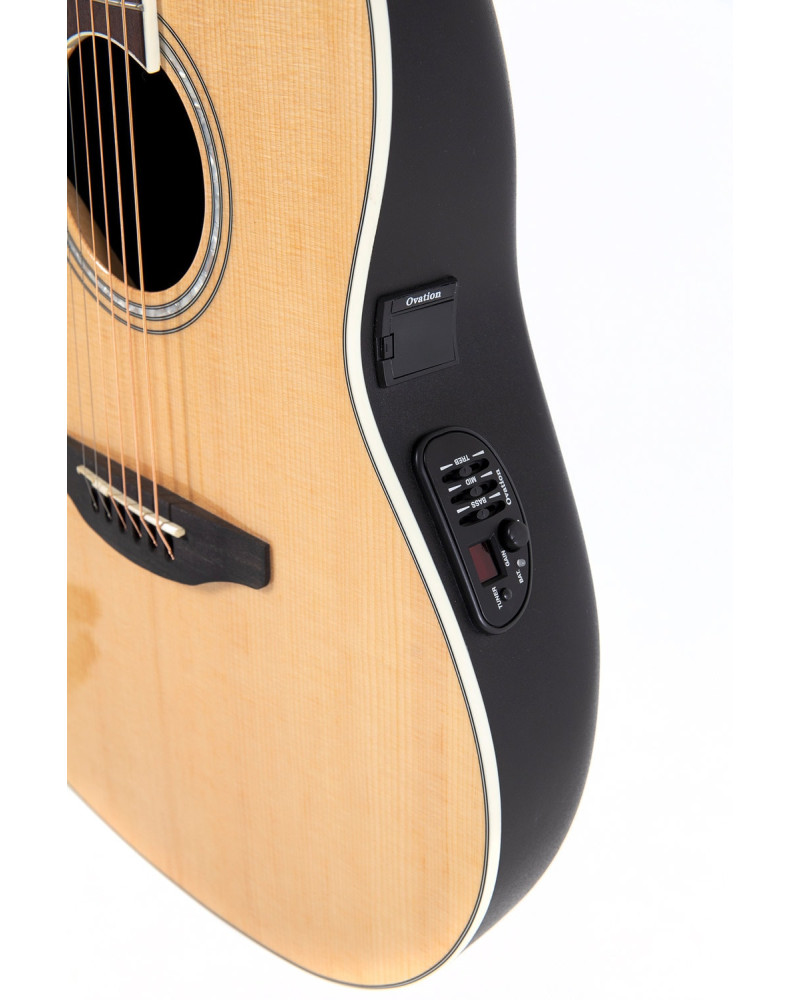 Ovation E – akustická kytara Celebrity CS Standard Mid Cutaway Natural