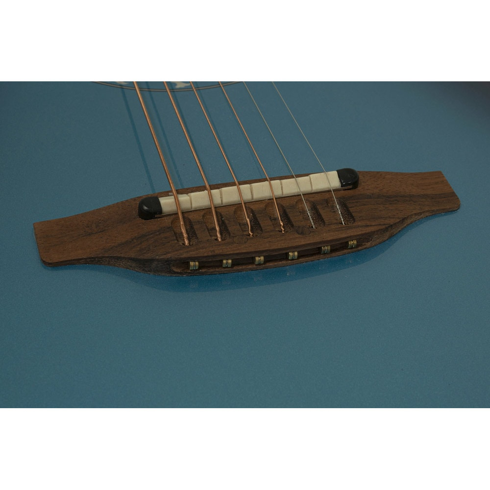 Ovation E – akustická kytara Pro Series Ultra Mid-Depth Non-Cutaway Dusk till dawn